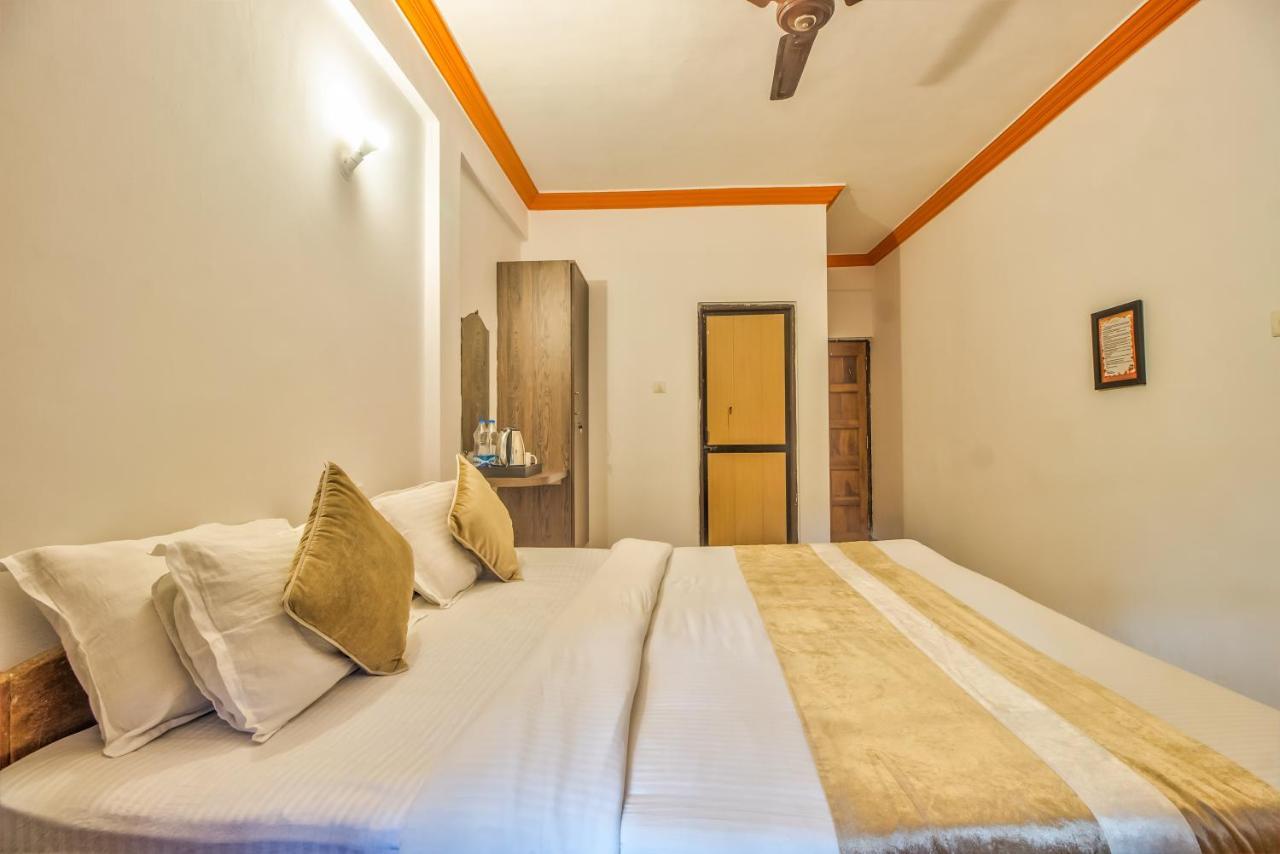 The Village Beach Resort Baga Exterior photo